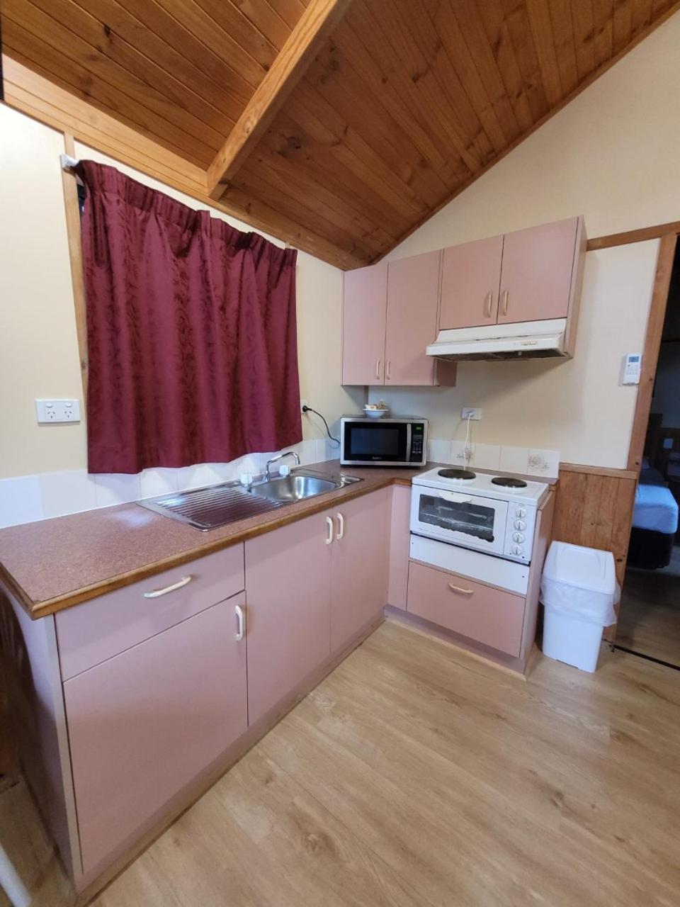 Lani'S Holiday Island Форстър Екстериор снимка